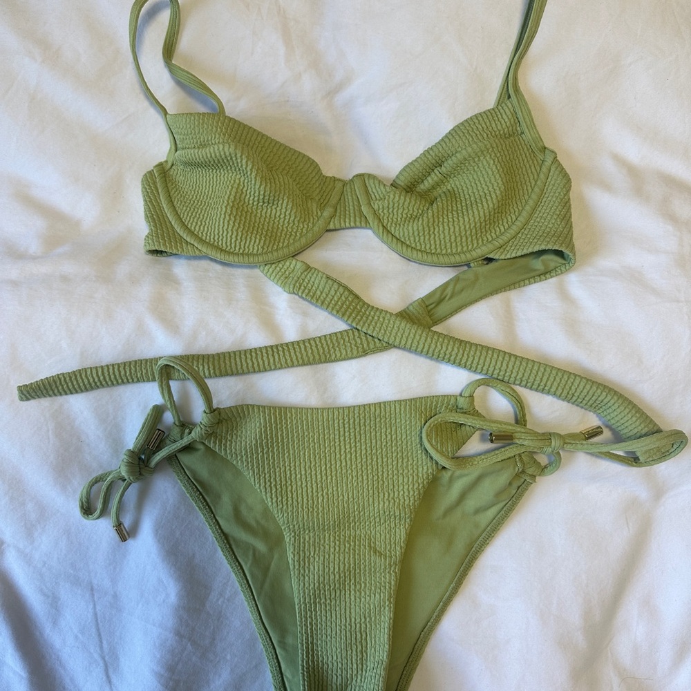 Monday Swimwear SET Green Bikini
